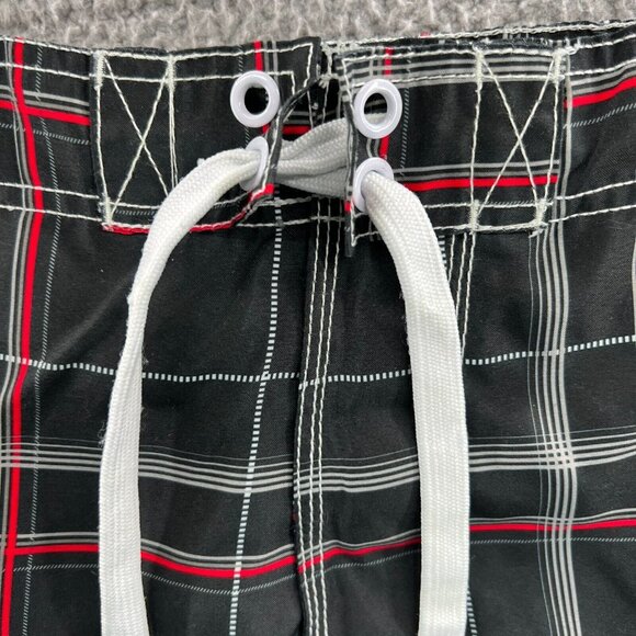 OP Ocean Pacific Mens Board Shorts Extra large 40/42 Black Swimsuit Pockets - Picture 3 of 11